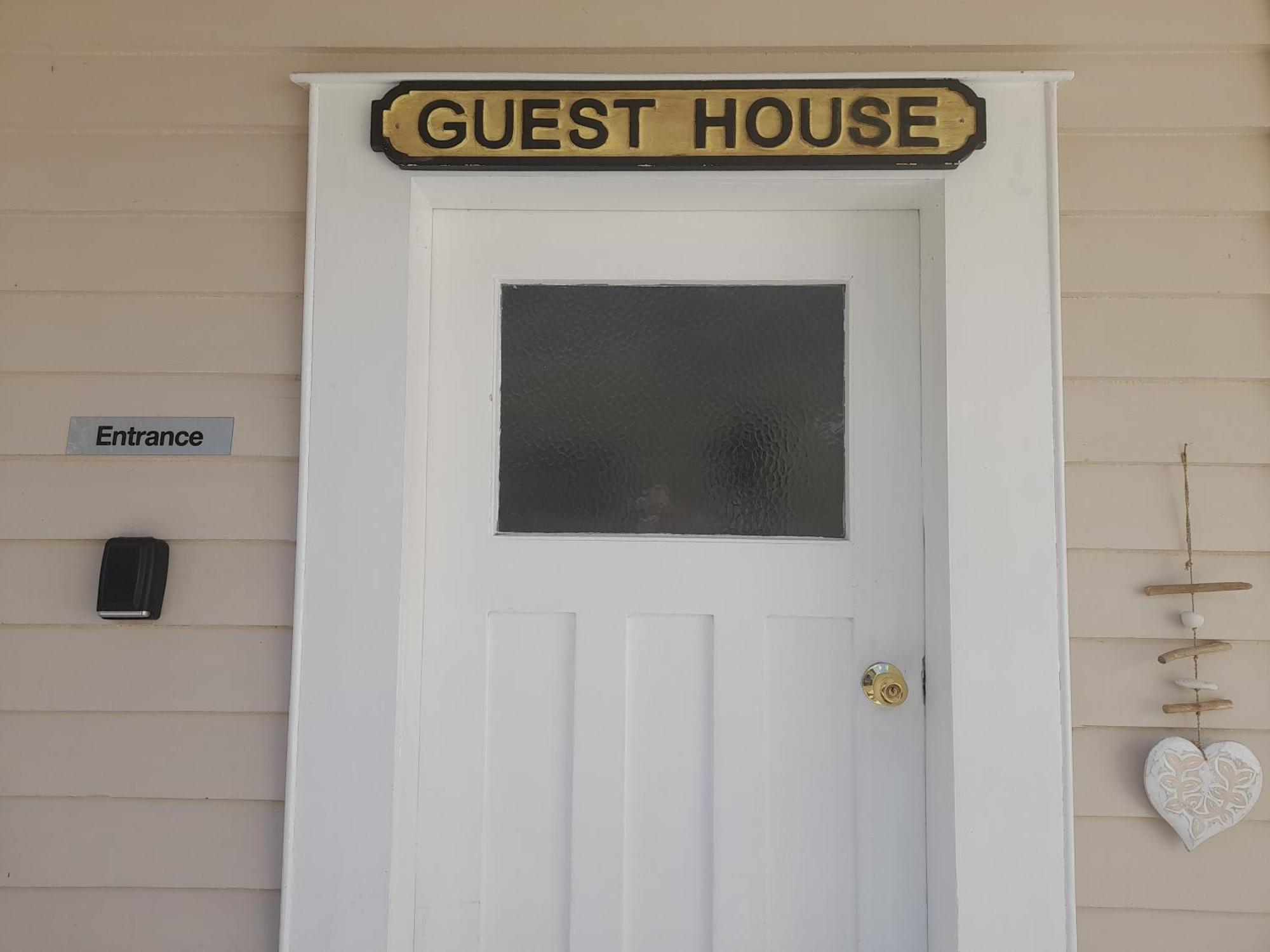 The White House Taihape Apartment Exterior photo